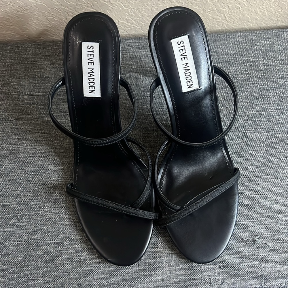Open Toe Heels - Picture 3 of 9